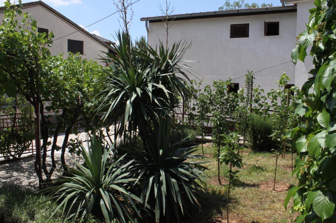 Apartments With A Parking Space Starigrad, Paklenica - 6431 Exterior photo