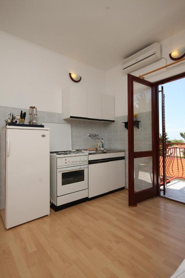Apartments With A Parking Space Starigrad, Paklenica - 6431 Exterior photo